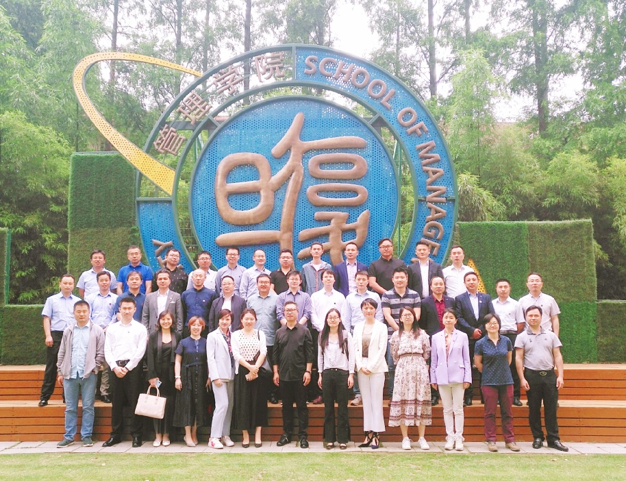 给运营管理一个远镜头 | 记生产与运营总监第43期开学