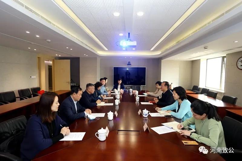河南致公2021年骨干黨員暨入黨積極分子培訓班在復旦大管理學院學舉行